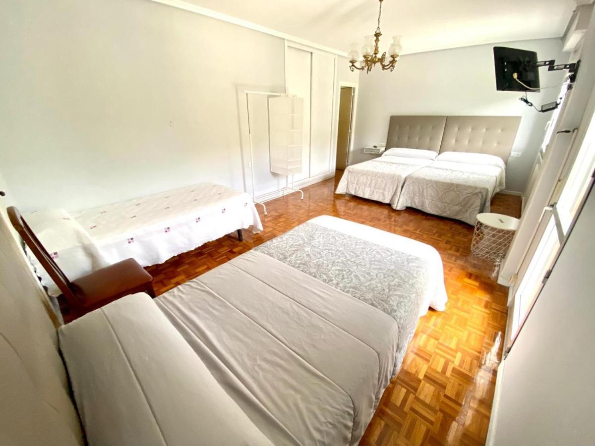 Garden Lodge Hostal Evencio Ribadavia Esterno foto