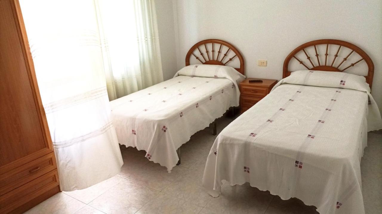 Garden Lodge Hostal Evencio Ribadavia Esterno foto