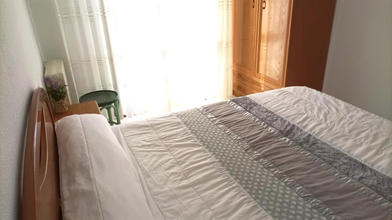 Garden Lodge Hostal Evencio Ribadavia Esterno foto